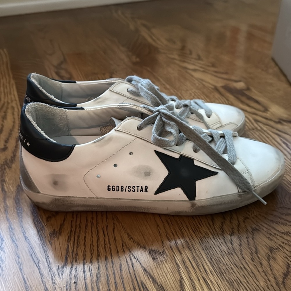 Golden Goose Superstar. Size 37. White/Black $575